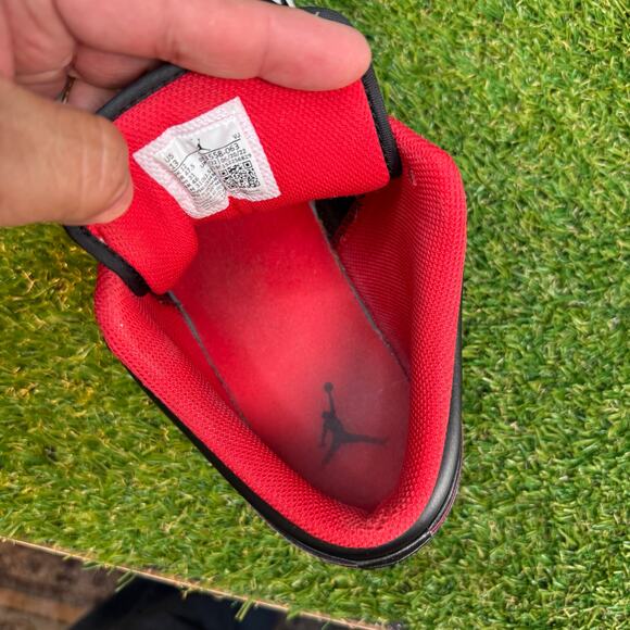 Jordan 1 Low White Toe Size 13 553558-063 - Picture 5 of 11